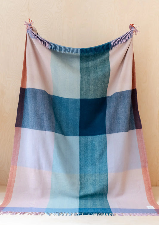 Wool Blanket - Apricot Frame Check Large