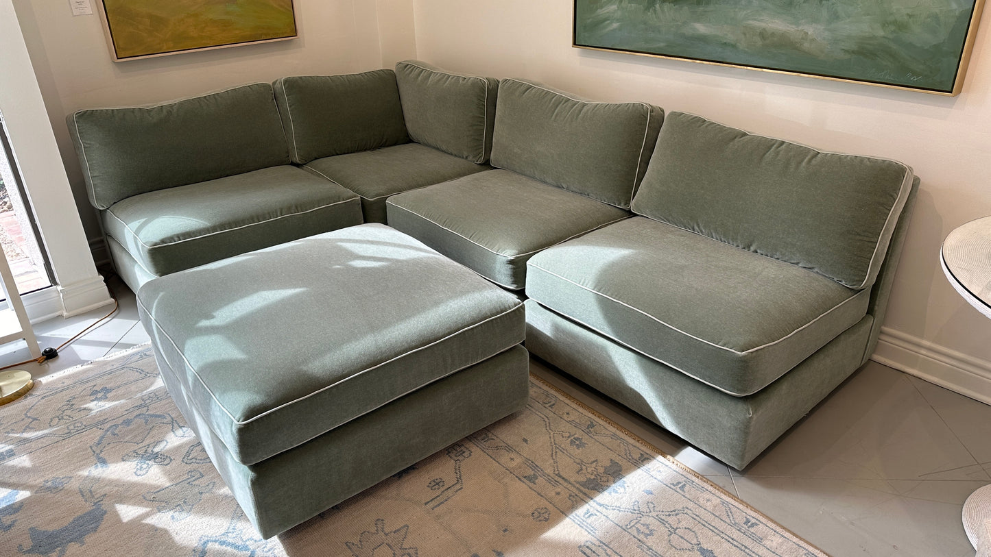 Sectional - Mohair with Contrast Welt 5 pieces